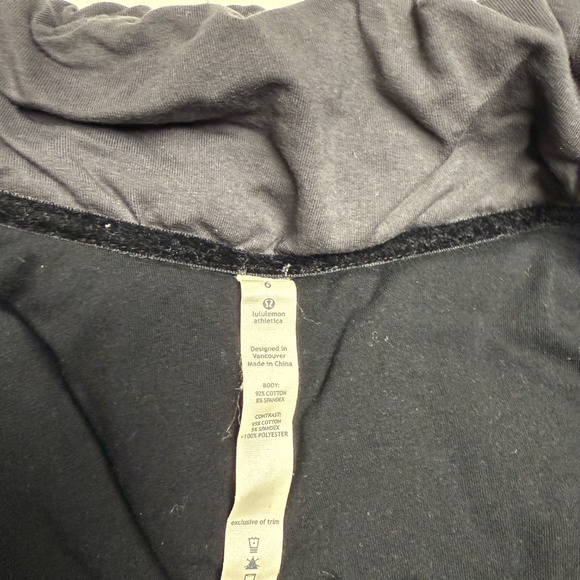 Dark Grey Lululemon Rejuvenate Puffer Jacket Size 6 - Picture 8 of 8